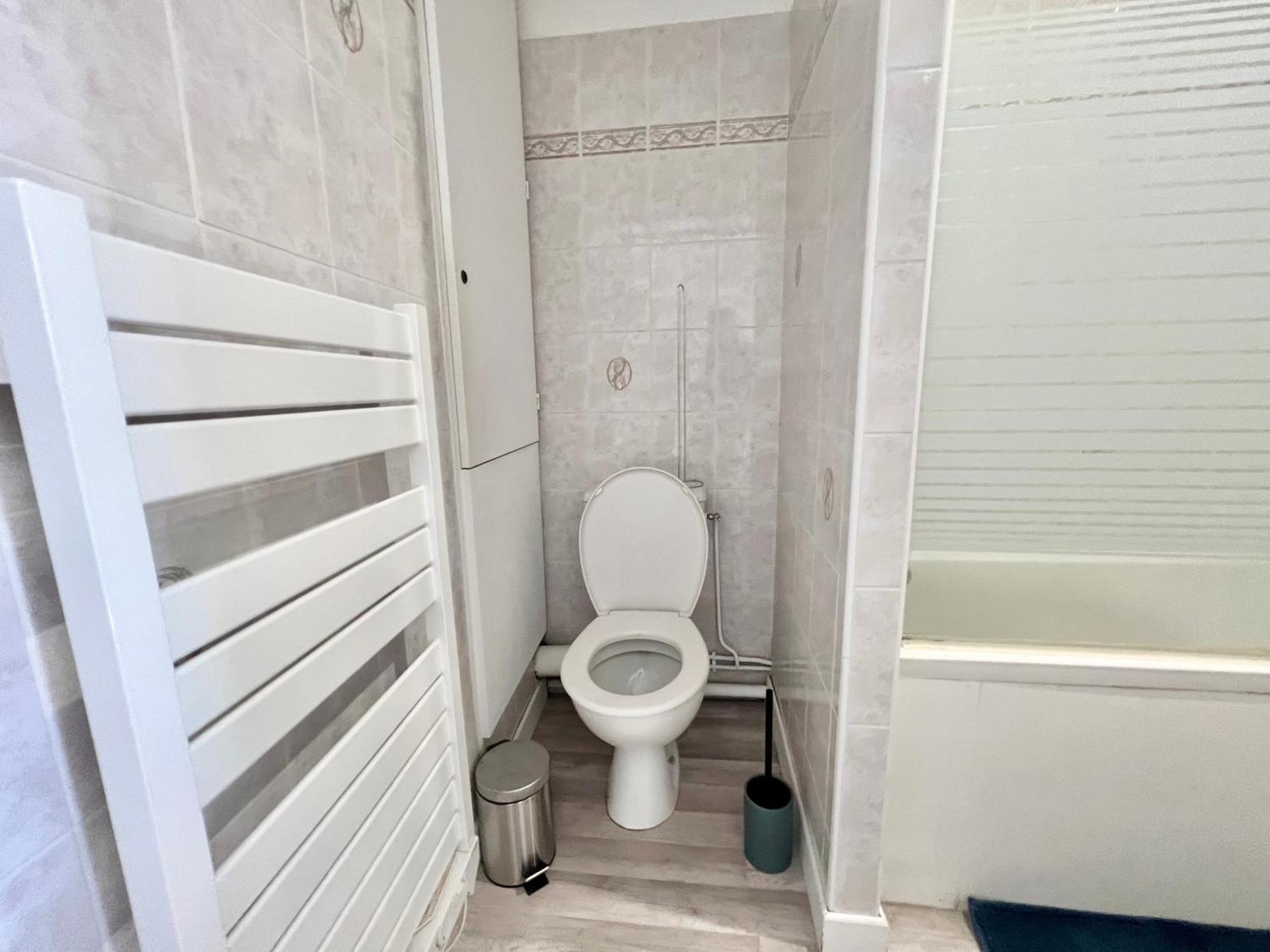 Appartement Sur Le Port - Duplex Cosy & Moderne Face Au Port - Wifi Gratuite - Parfaitement Equipe La Rochelle  Buitenkant foto