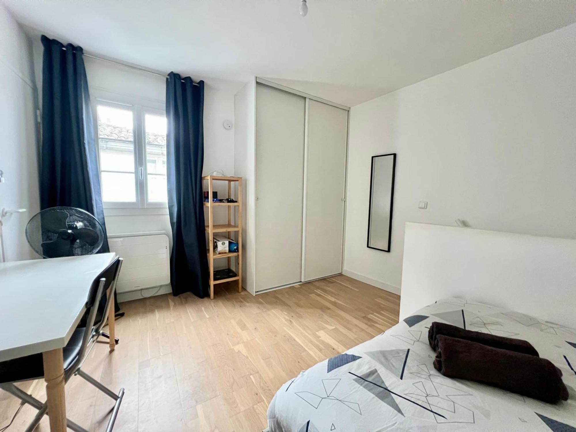 Appartement Sur Le Port - Duplex Cosy & Moderne Face Au Port - Wifi Gratuite - Parfaitement Equipe La Rochelle  Buitenkant foto